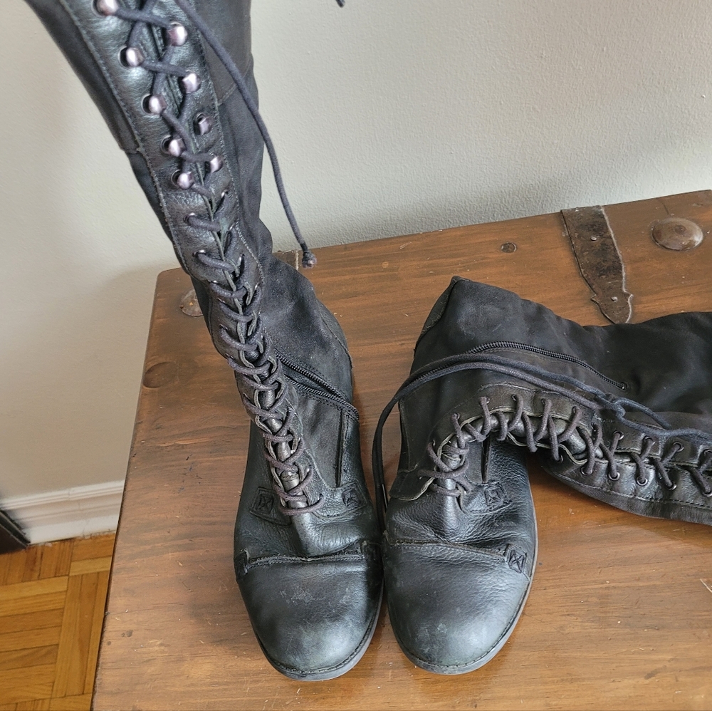 Winterized rider boots